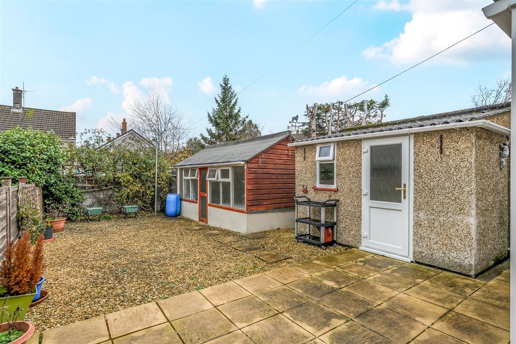 Property photo 2 of 18 Rear Garden