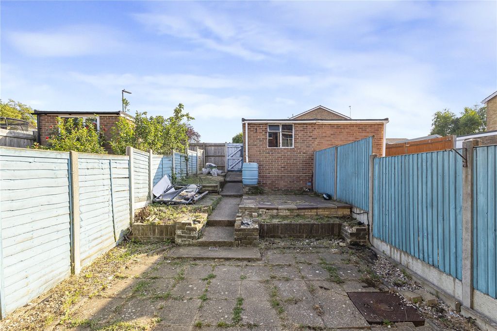 Property photo 3 of 22 Garden