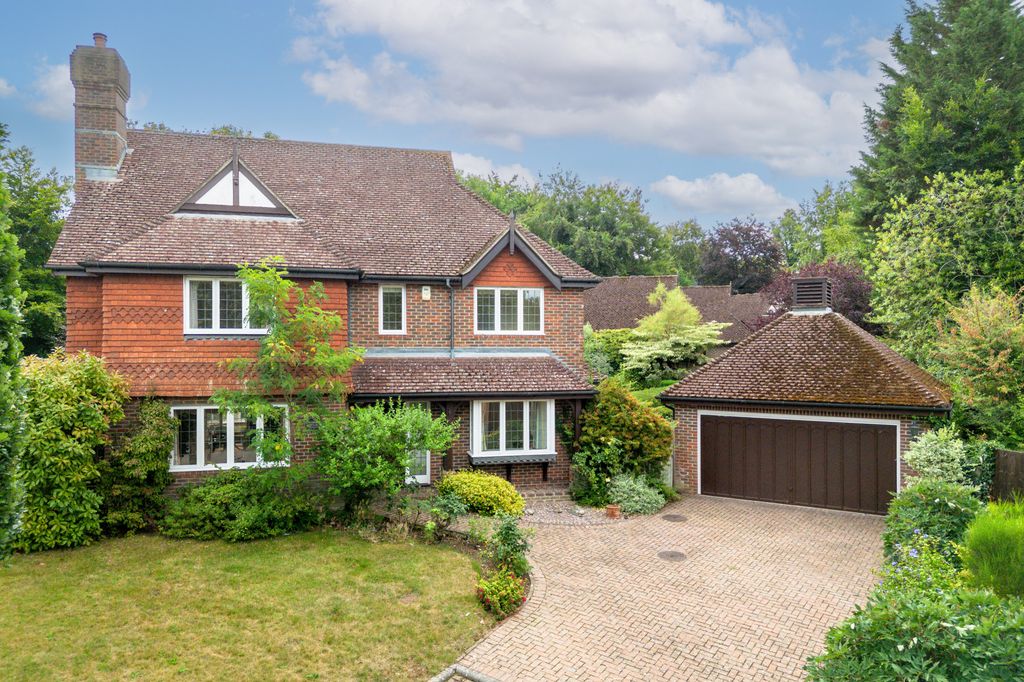 Property photo 1 of 24