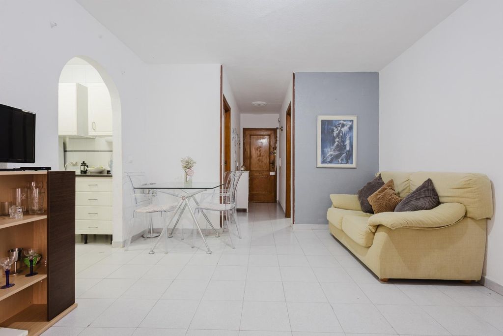 Property photo 1 of 39