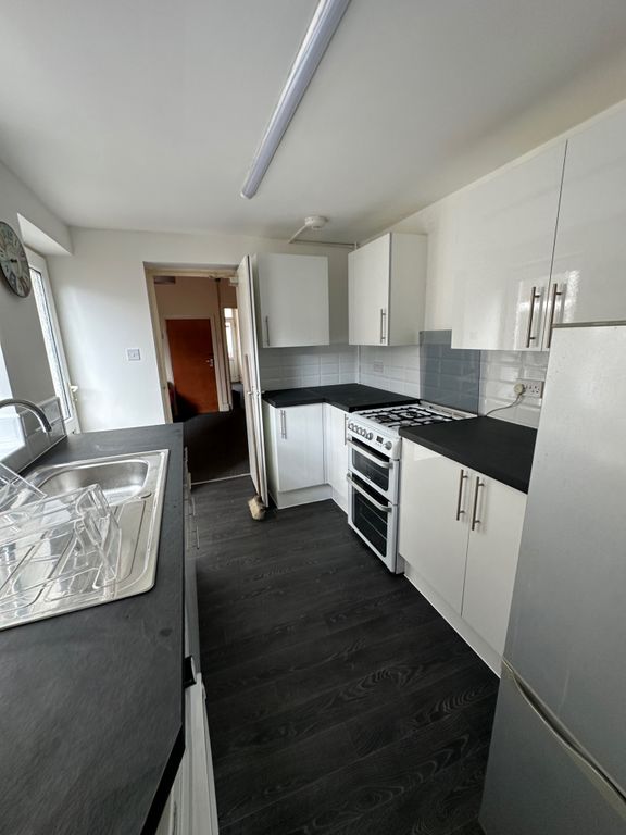 Property photo 1 of 6 2Eccbb86-970A-46c1-B056-F830Cacace40