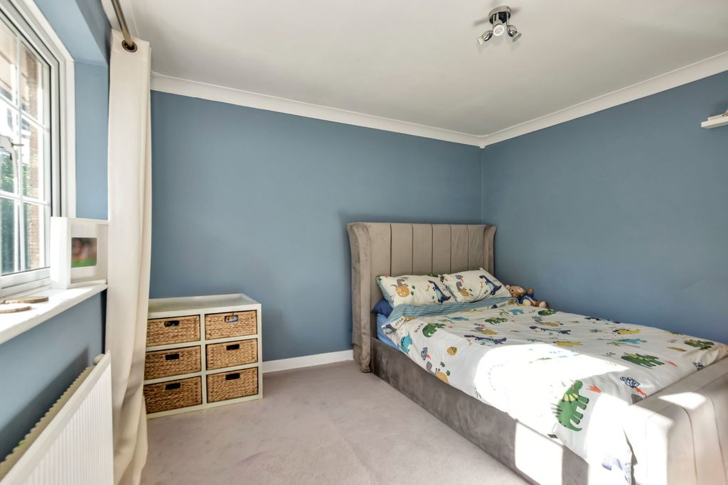 Property photo 3 of 18
