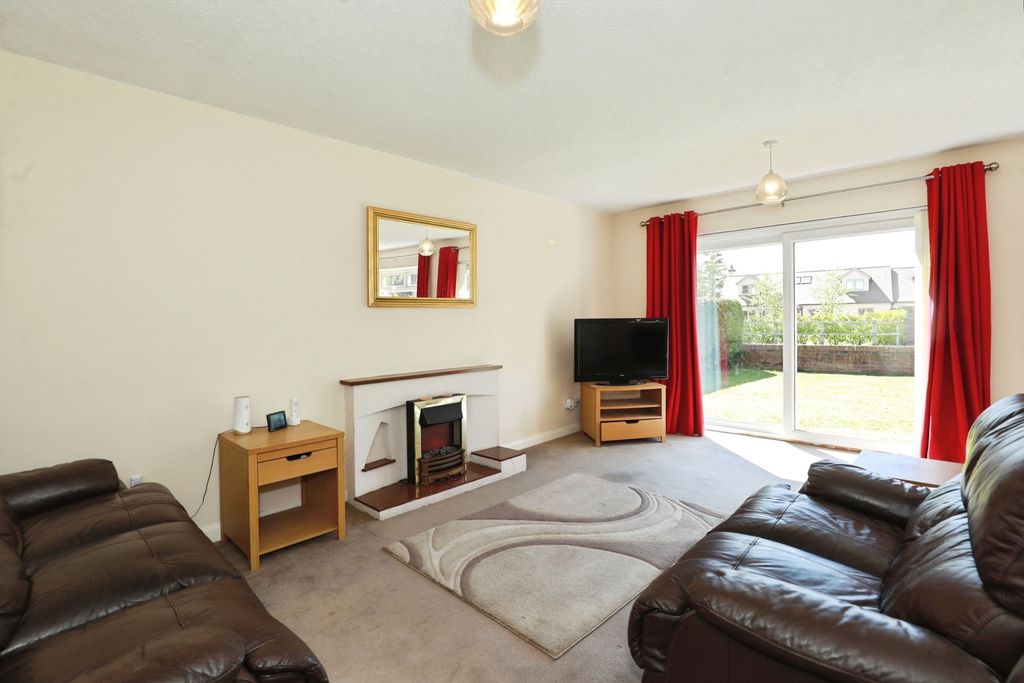 Property photo 2 of 16 Pbox-Img.Jpg