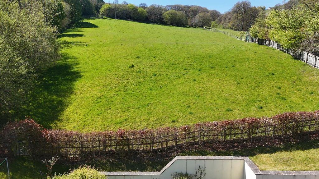 Property photo 3 of 33 Dji_Fly_20260430_134714_0_1777553234751_Photo_Low_