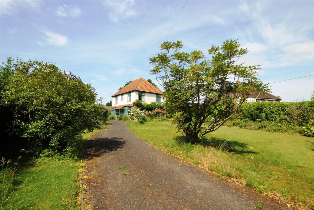 Property photo 1 of 17 .June1.Jpg