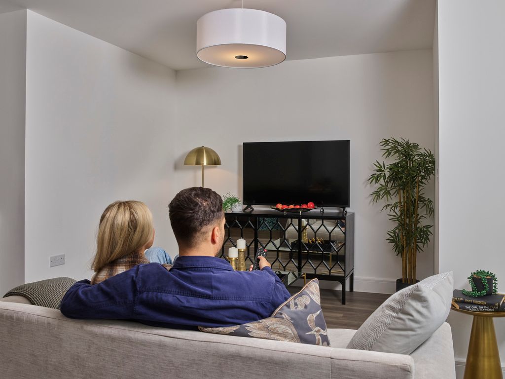 Property photo 3 of 7 252232-078