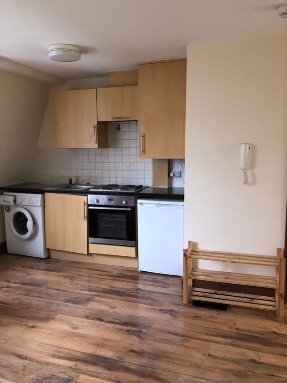 Property photo 2 of 3