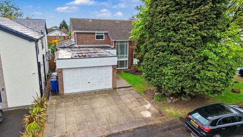 Property photo 1 of 26