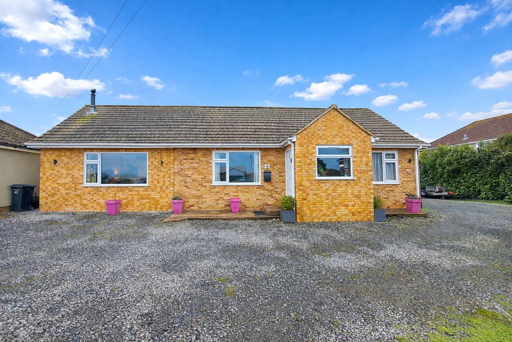 Property photo 1 of 27 Picture No. 52