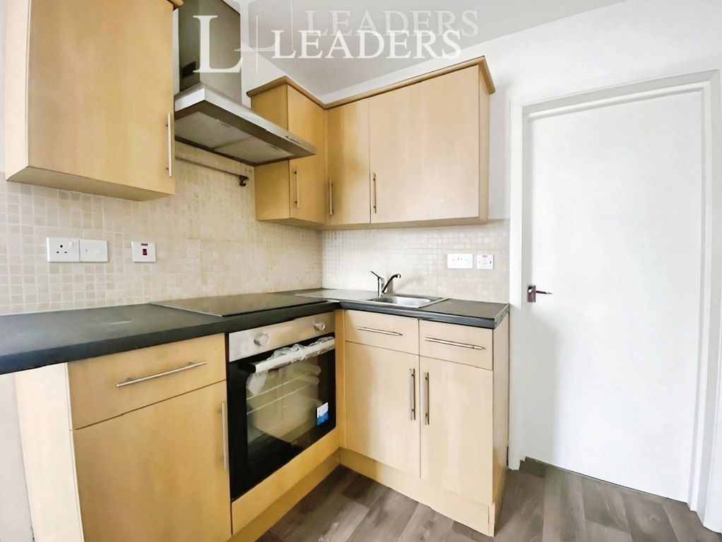 Property photo 2 of 12 Pbox-Img.Jpg