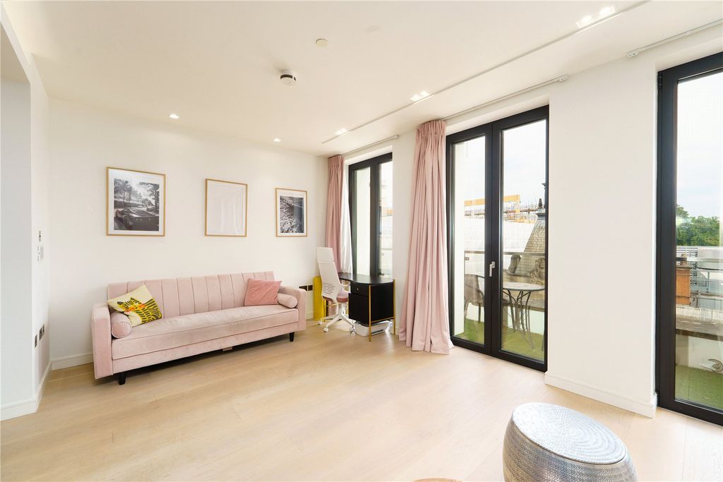 Property photo 1 of 10 Picture No. 07