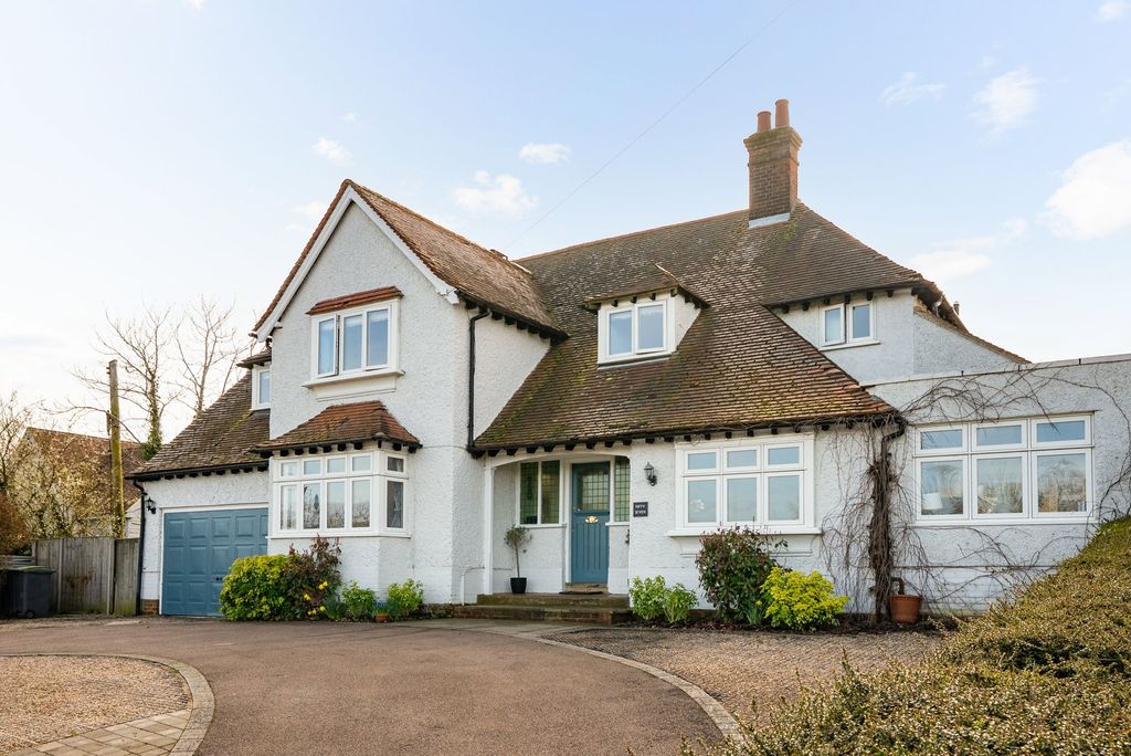 Property photo 1 of 24