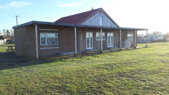 Property photo 2 of 5 Ewemove Estate Agents Scunthorpe - Front Aspect