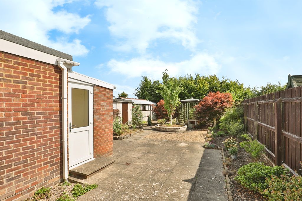 Property photo 3 of 16