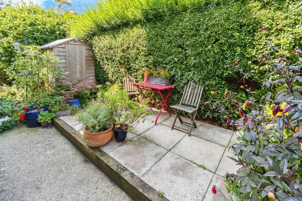 Property photo 2 of 15 Photo