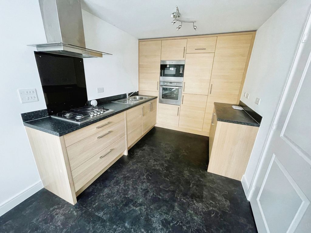 Property photo 2 of 10 Image