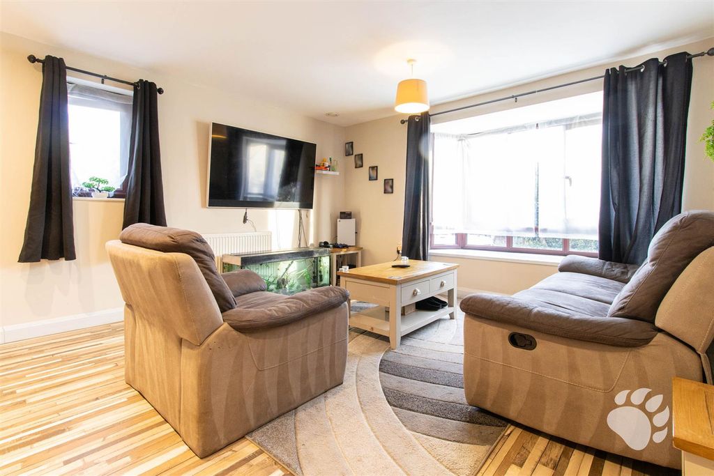 Property photo 2 of 15 Lounge/Diner