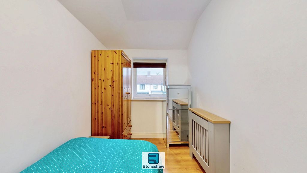 Additional image 9 of 7 bed end terrace house for saleSt. Georges Road, Dagenham RM9