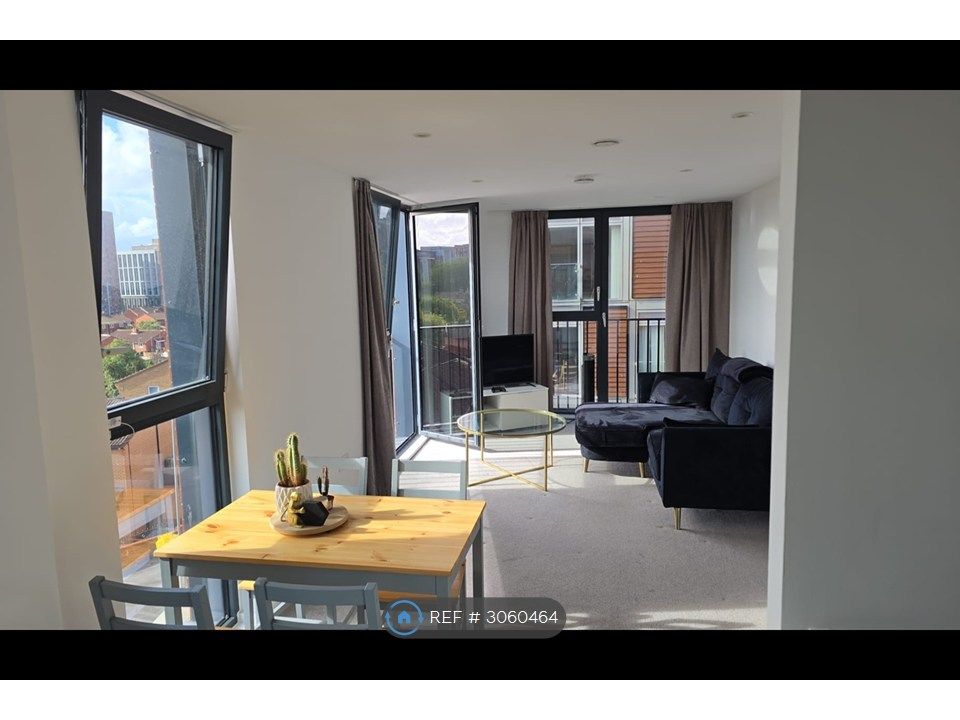 Property photo 1 of 10 Sitting Room