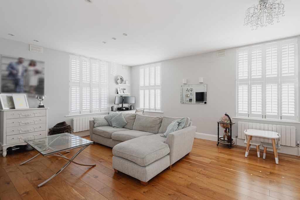 Property photo 2 of 19 Online 2.Jpg