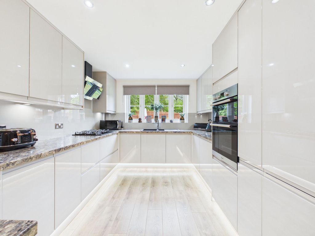 Additional image 4 of 5 bed detached house for salePhilips Wynd, Hamilton ML3