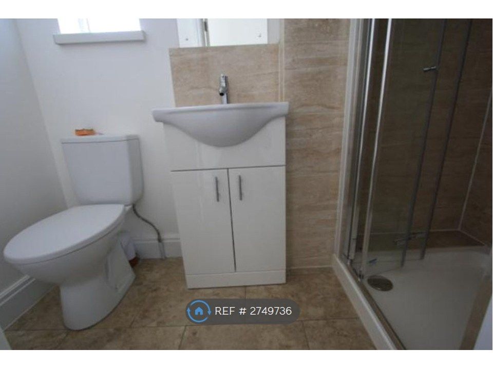 Property photo 3 of 10 Bathroom/Wc Ground Floor