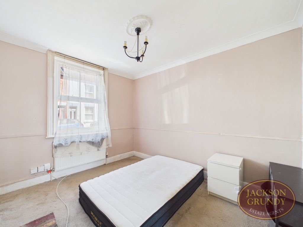 Property photo 3 of 13 Harold Street