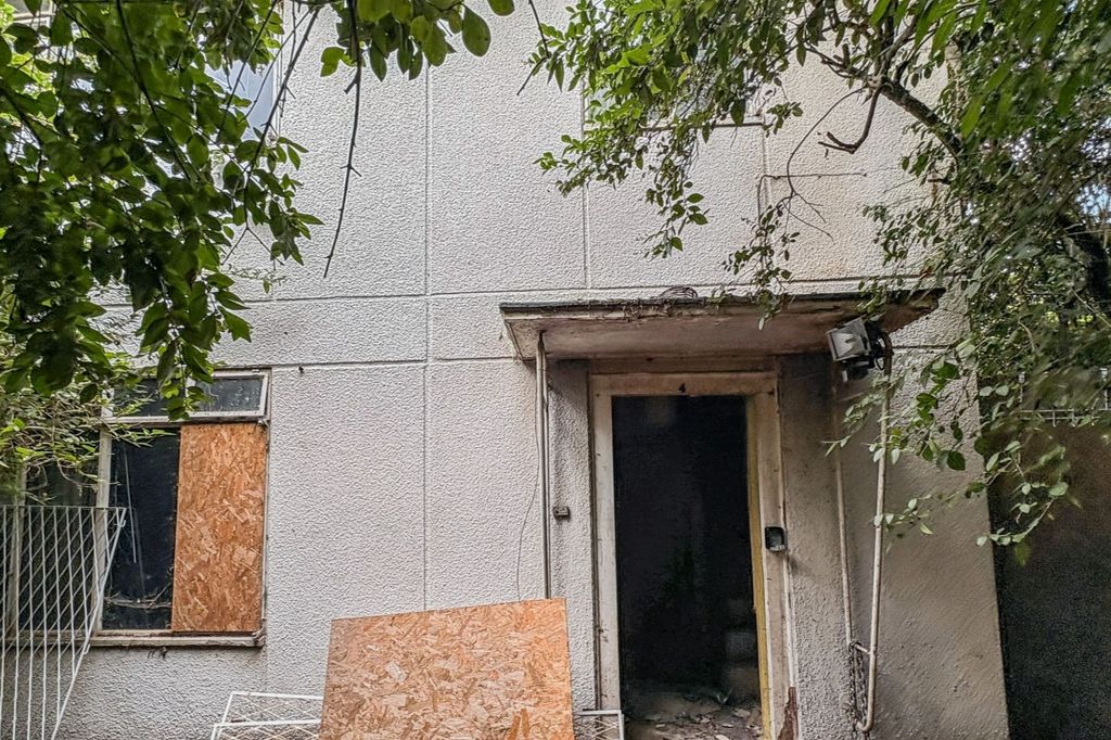 Property photo 2 of 12 4 Gauden Close, Clapham, London Sw4 6Ls