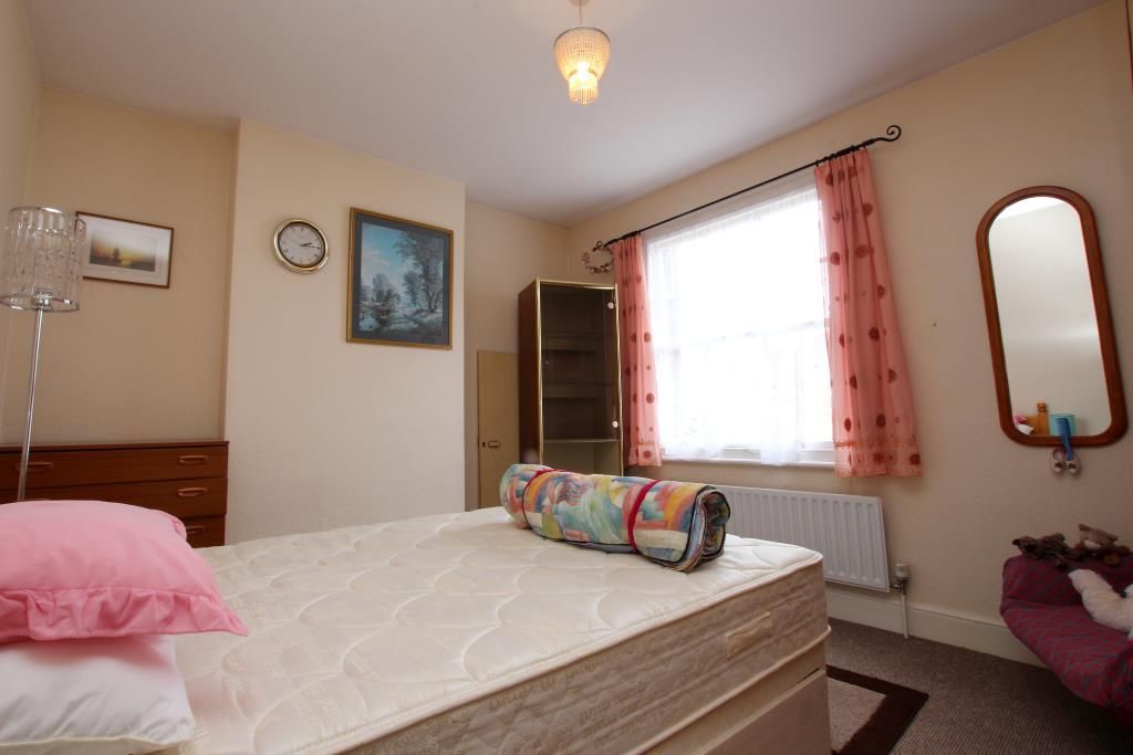 Property photo 3 of 5
