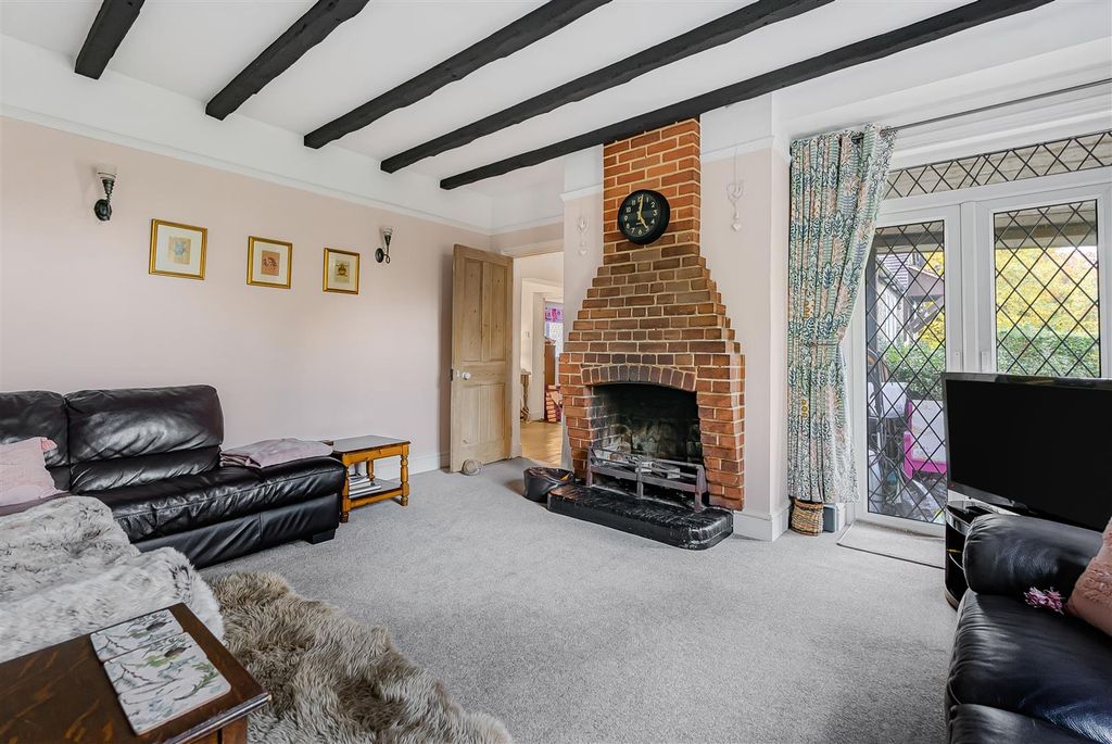 Property photo 2 of 38 22_66071.Jpg