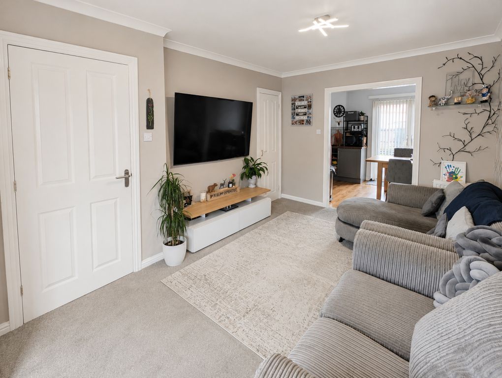 Property photo 3 of 24