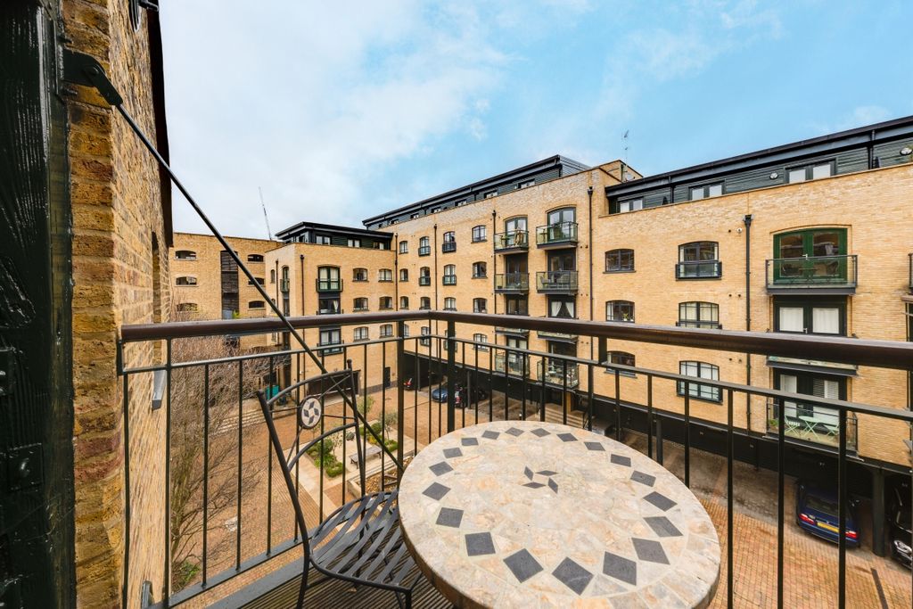 Property photo 2 of 13 Butlers &amp; Colonia...