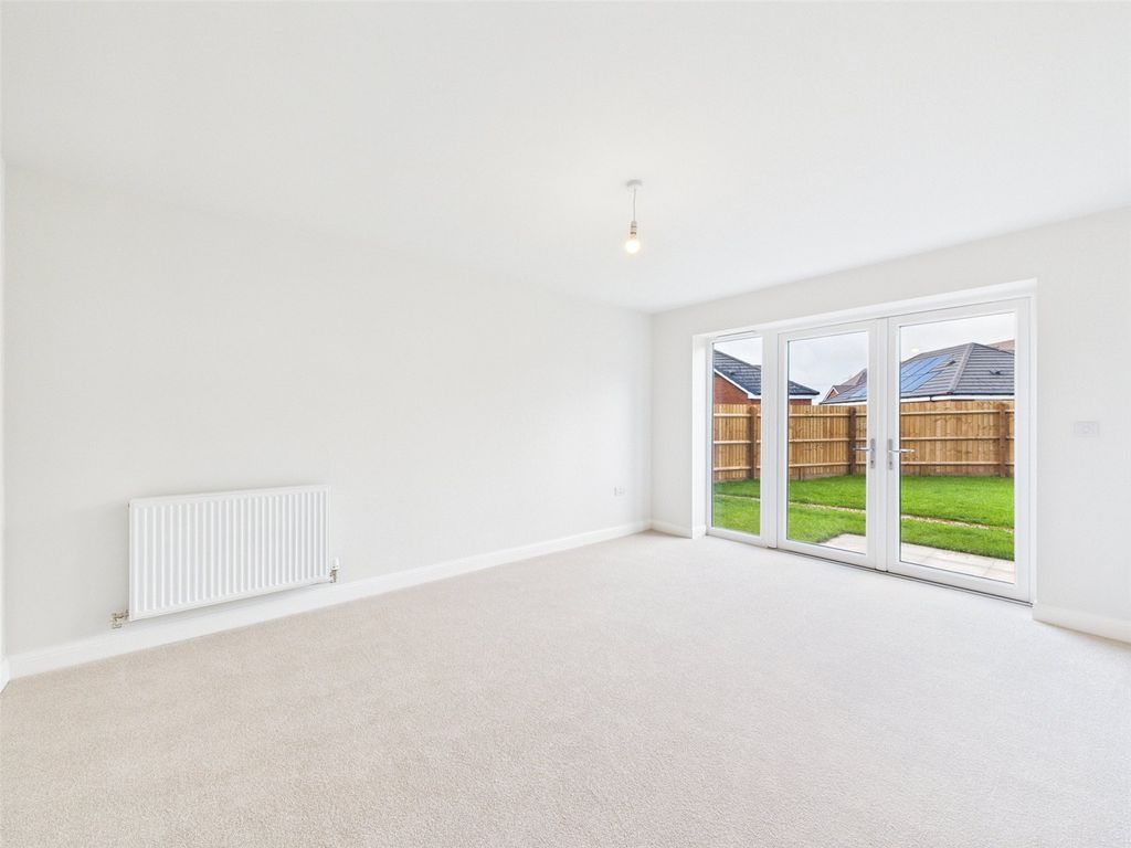 Property photo 2 of 24 Picture No. 26