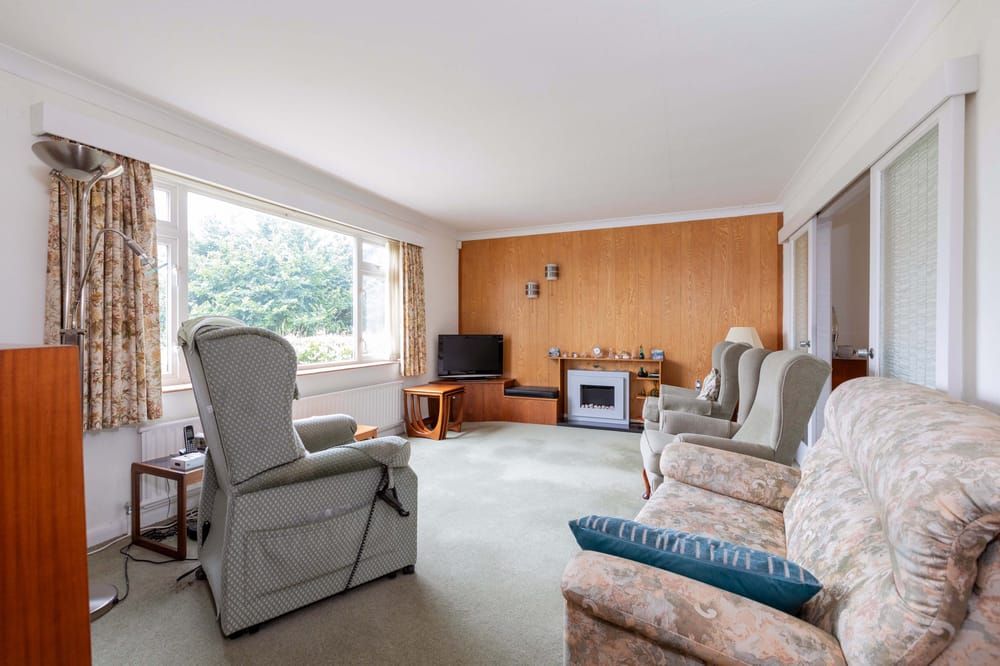 Property photo 3 of 17
