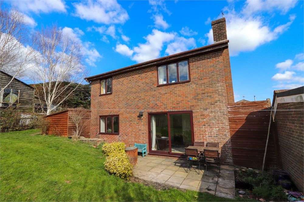 Property photo 2 of 24