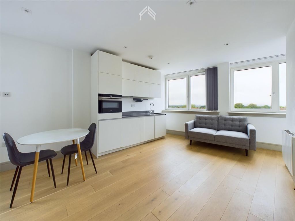 Property photo 2 of 8 2.Jpg