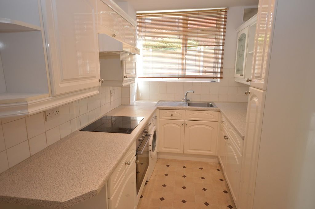 Property photo 2 of 15 Kitchen