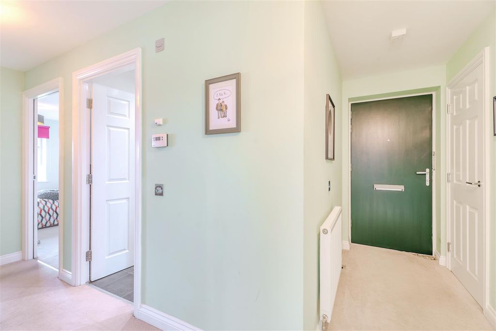 2 bed flat for saleMitchell Way, Uddingston, Glasgow G71 photo 4