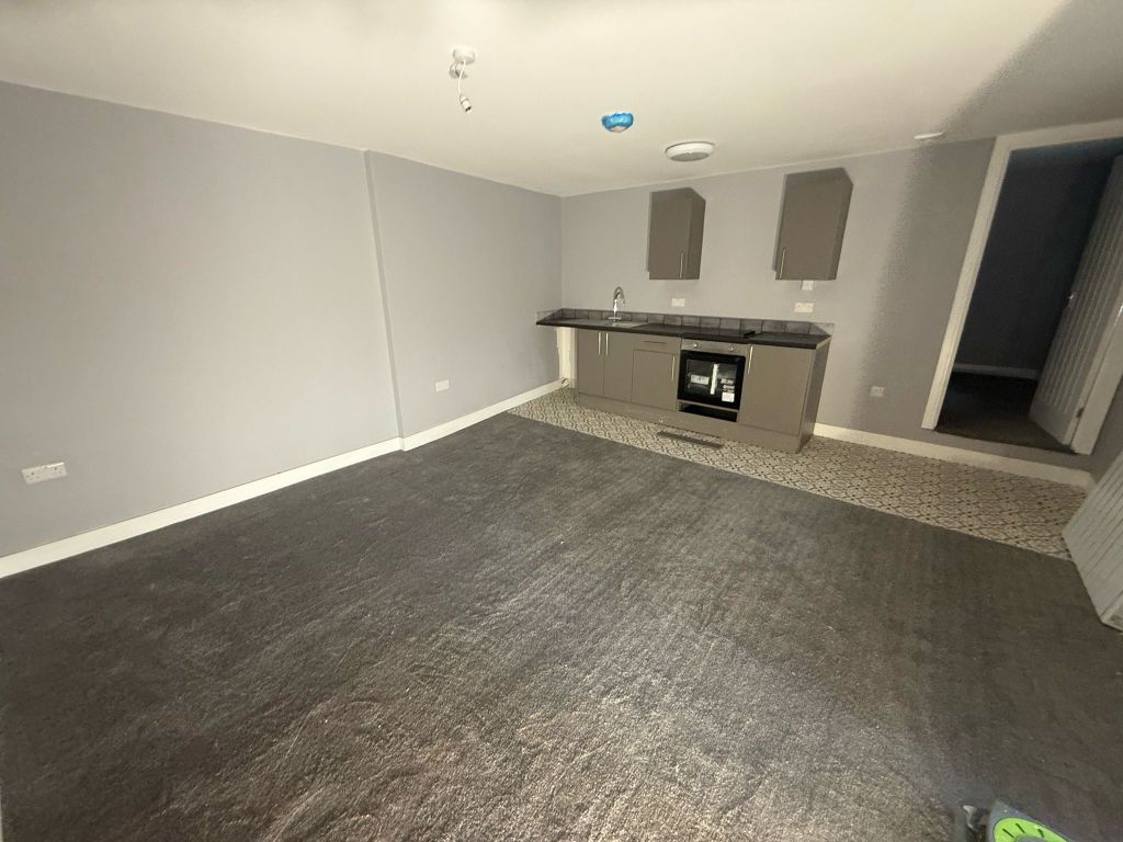 Property photo 1 of 3