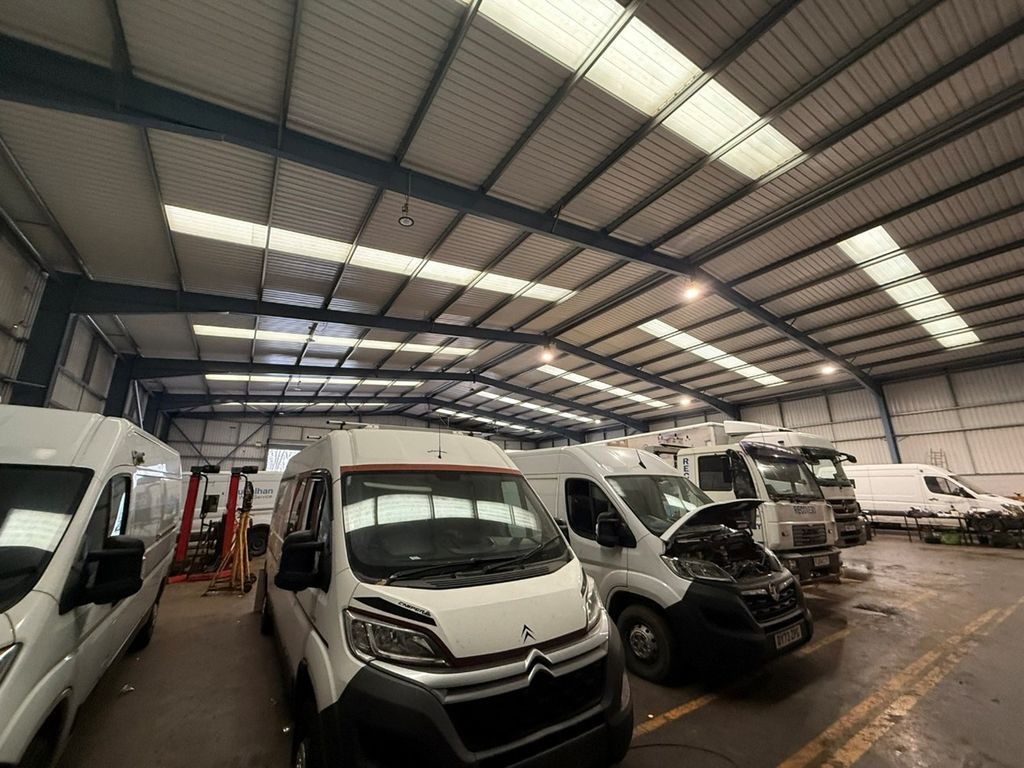 Property photo 2 of 11