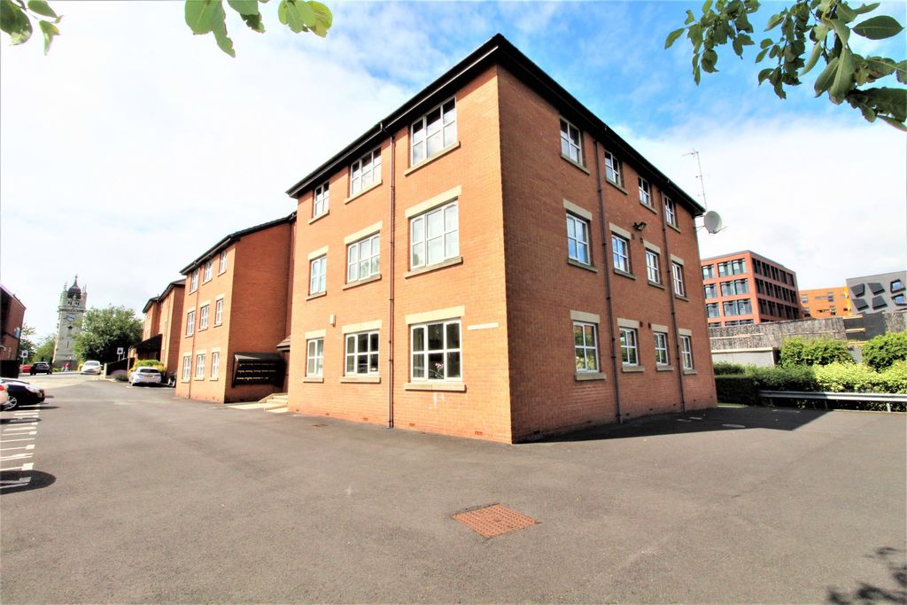 Property photo 1 of 10