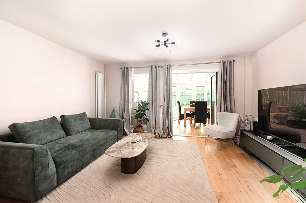 Property photo 3 of 13 Picture No. 02