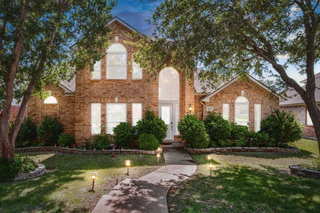 Property photo 1 of 26