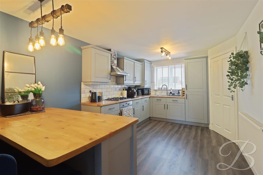 Property photo 3 of 19 Img_1459_1.Jpg