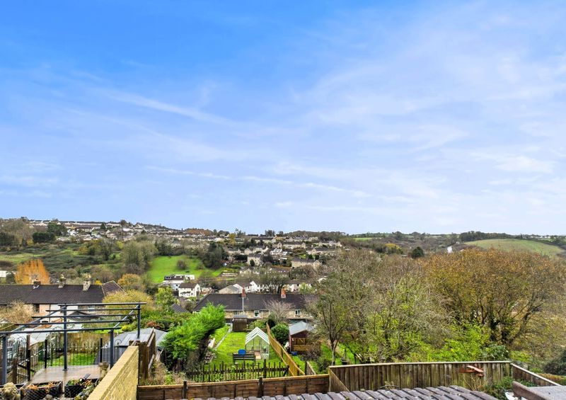 Property photo 3 of 18 Photo 18