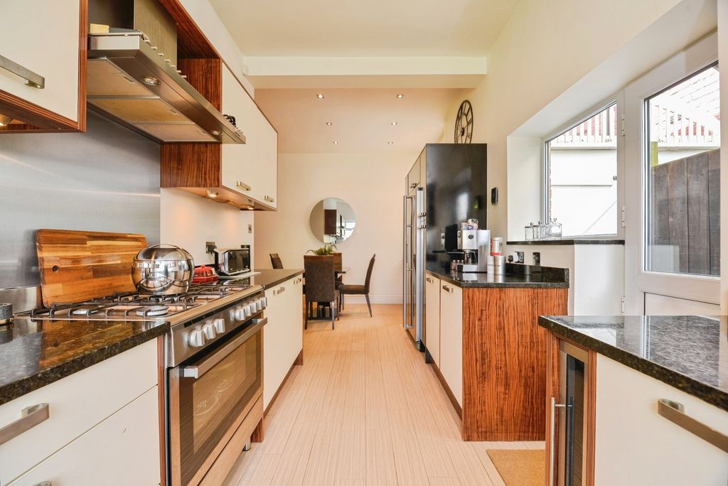 Additional image 6 of 4 bed semi-detached house for saleOxford Road, Middlesbrough, North Yorkshire TS5