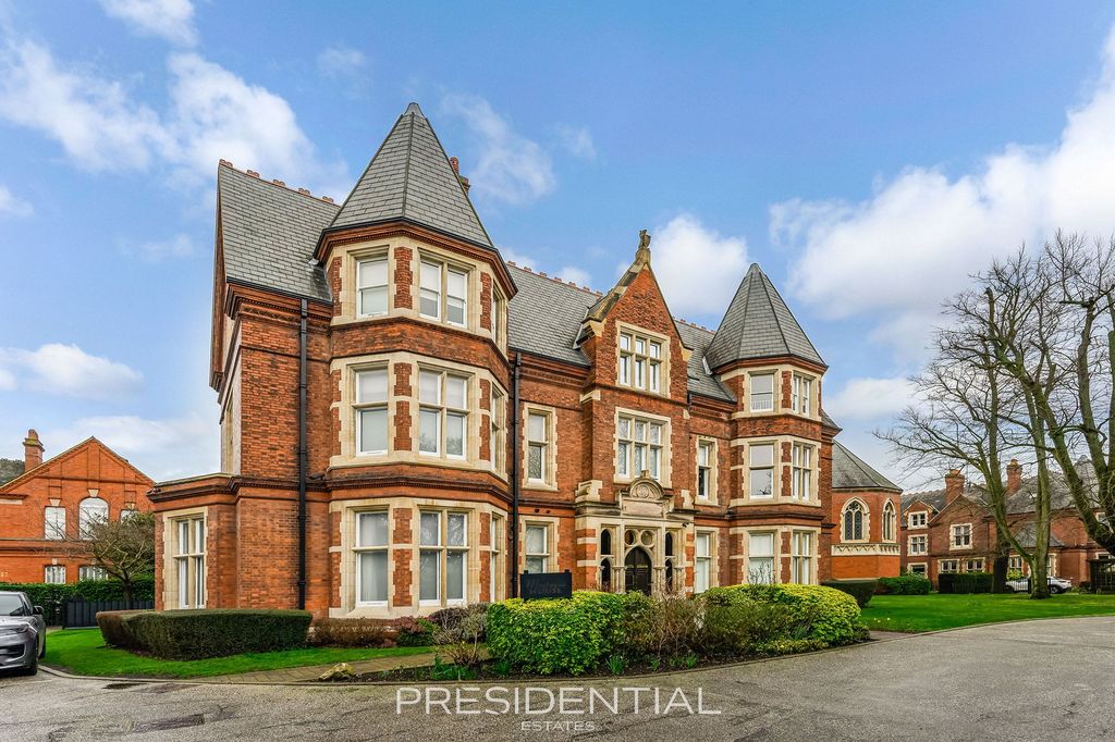 Property photo 1 of 25