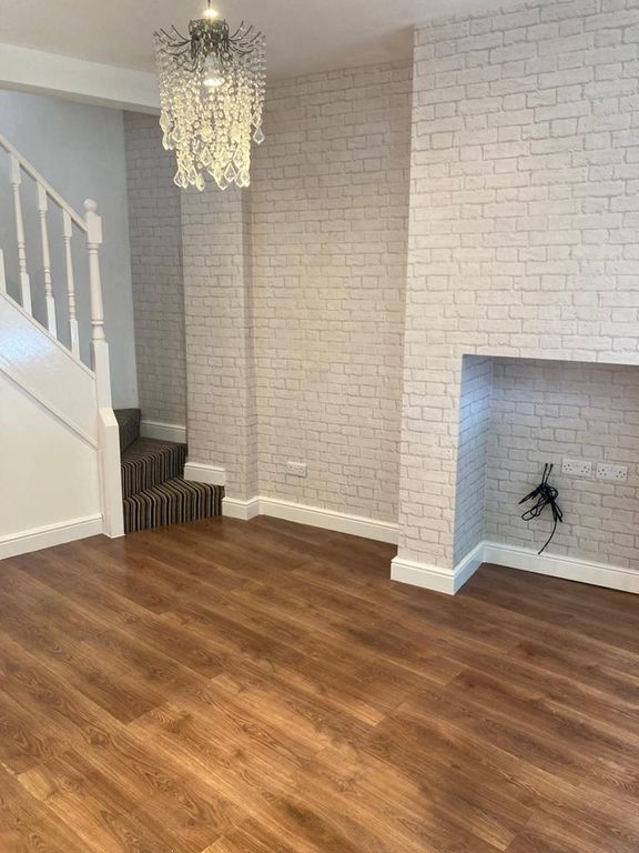 Property photo 2 of 6 Lounge.Jpg