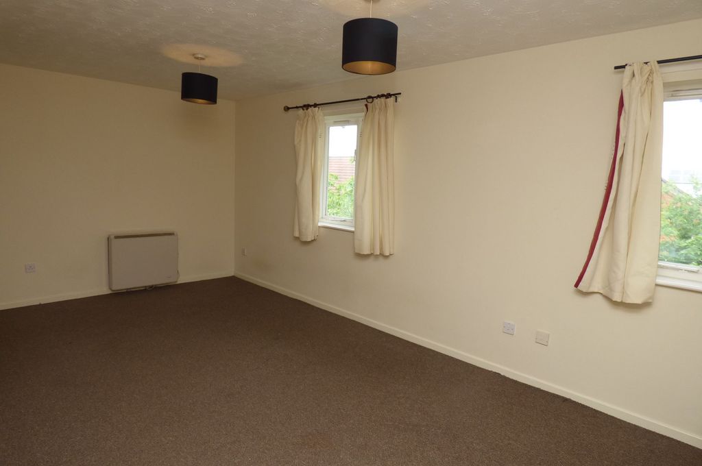 Property photo 2 of 7