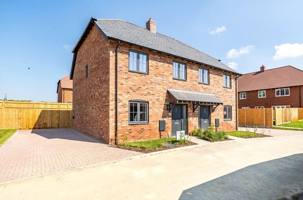 Property photo 1 of 13 The Ightham